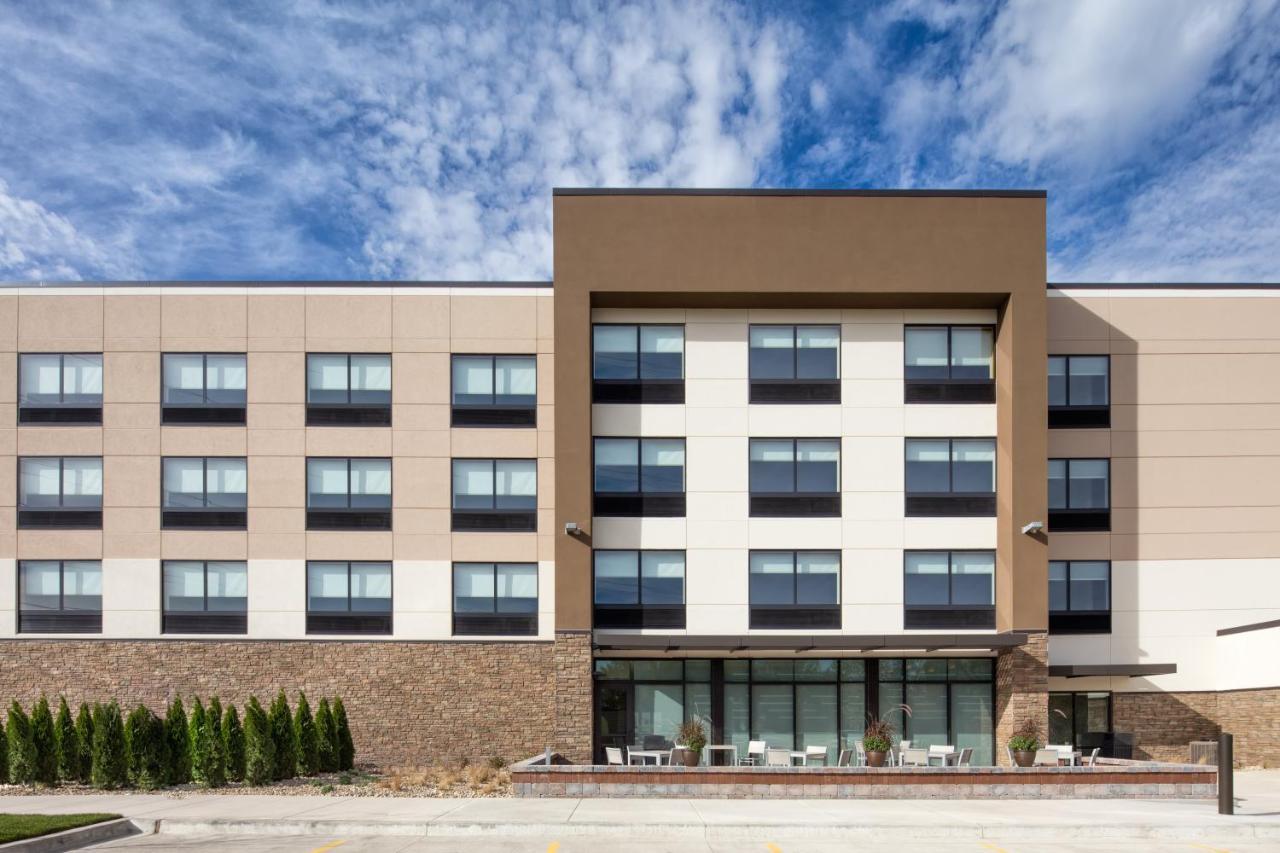 Holiday Inn Express East Peoria - Riverfront By Ihg Ngoại thất bức ảnh