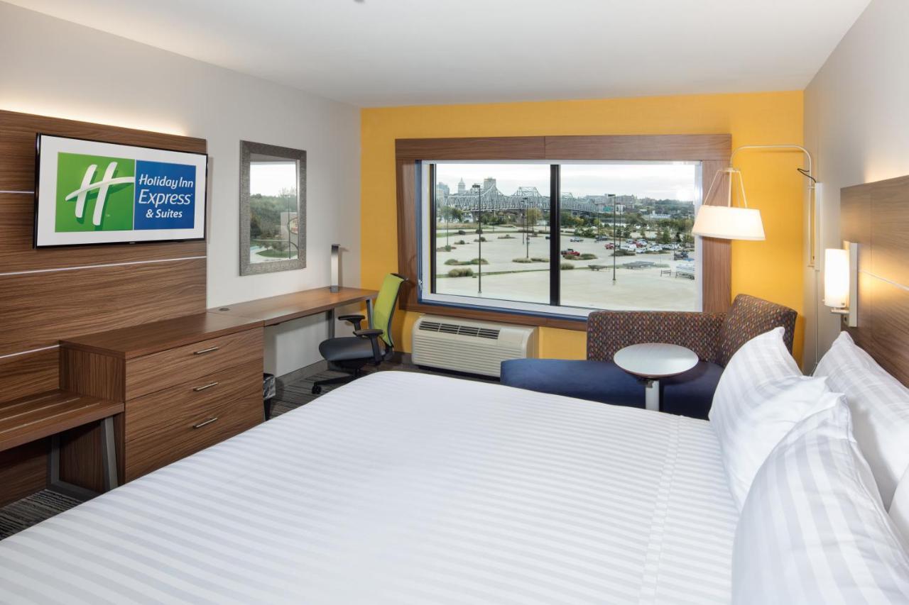 Holiday Inn Express East Peoria - Riverfront By Ihg Ngoại thất bức ảnh