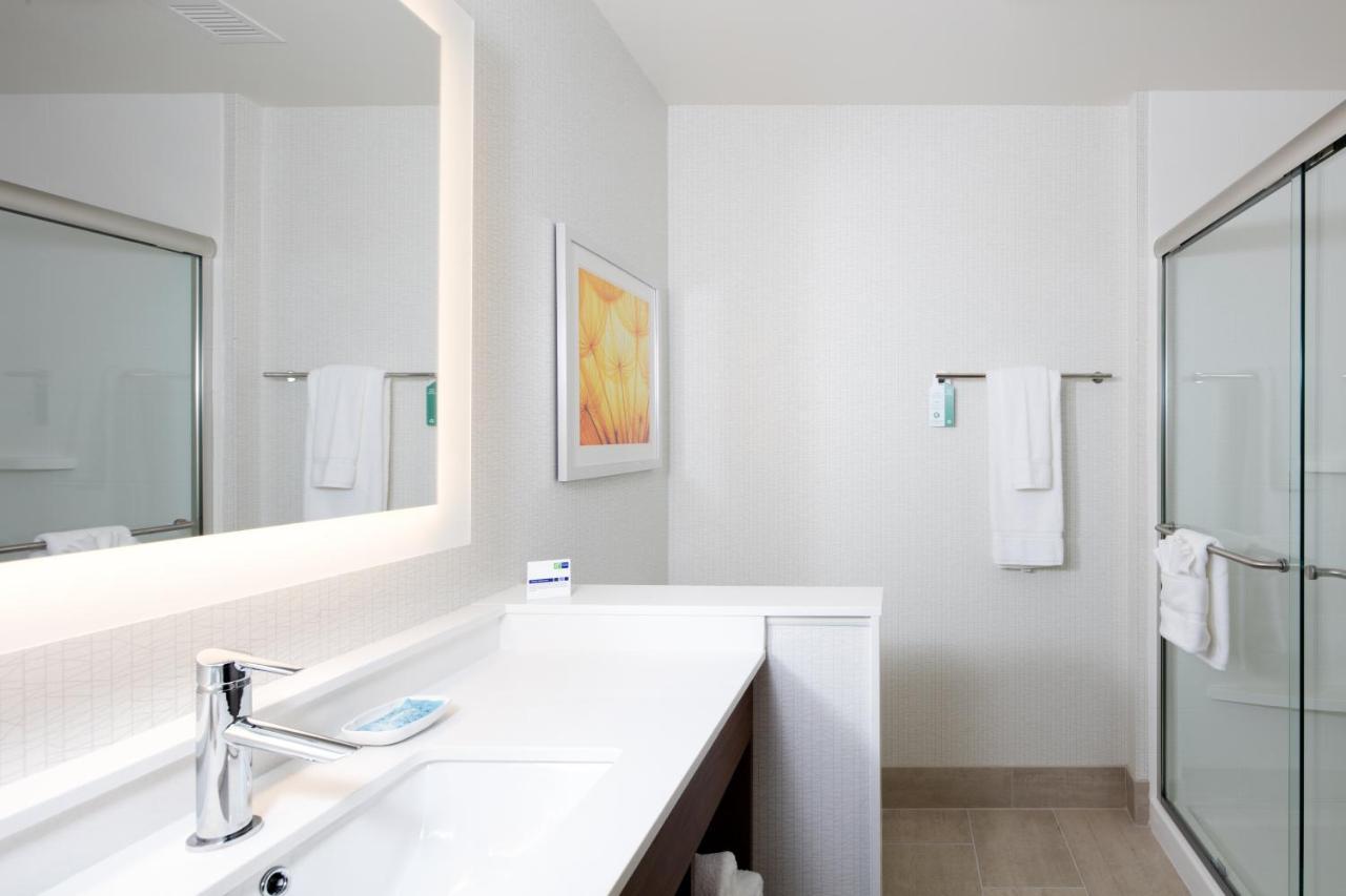 Holiday Inn Express East Peoria - Riverfront By Ihg Ngoại thất bức ảnh